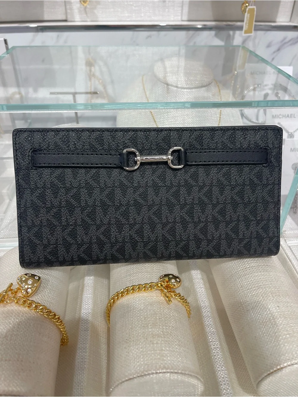 Michael Kors Carson Large Signature Logo Snap Wallet Black/Silver Hardware  NWT